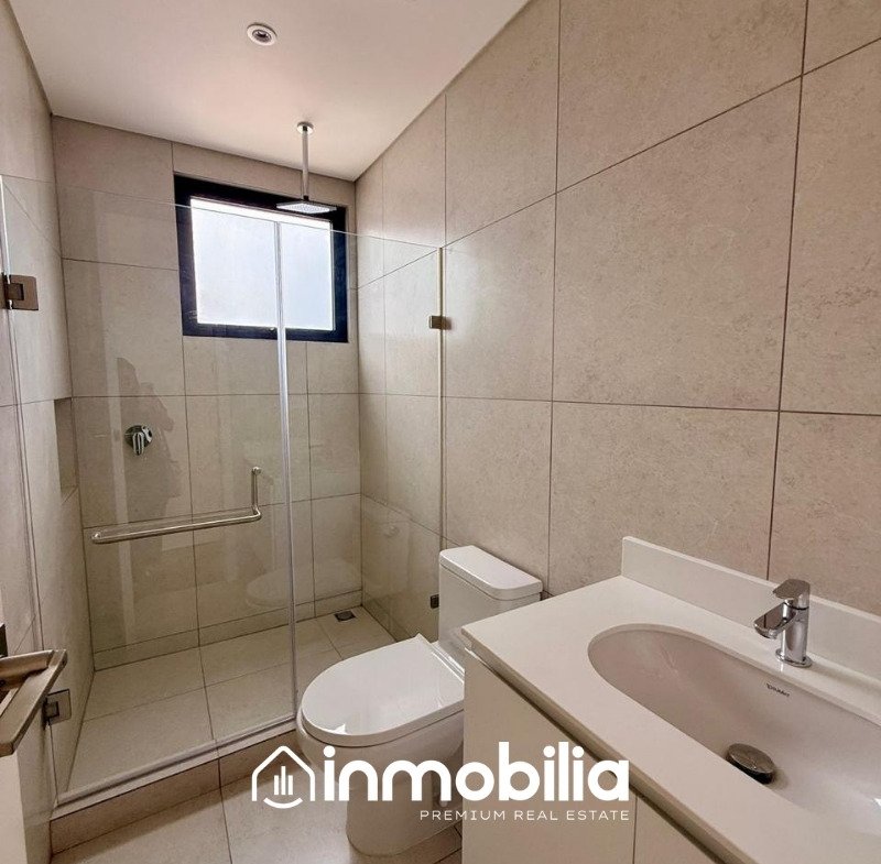 Apartamento en Renta en Ferré Diez, Zona 10, Ciudad de Guatemala - Miniatura 10