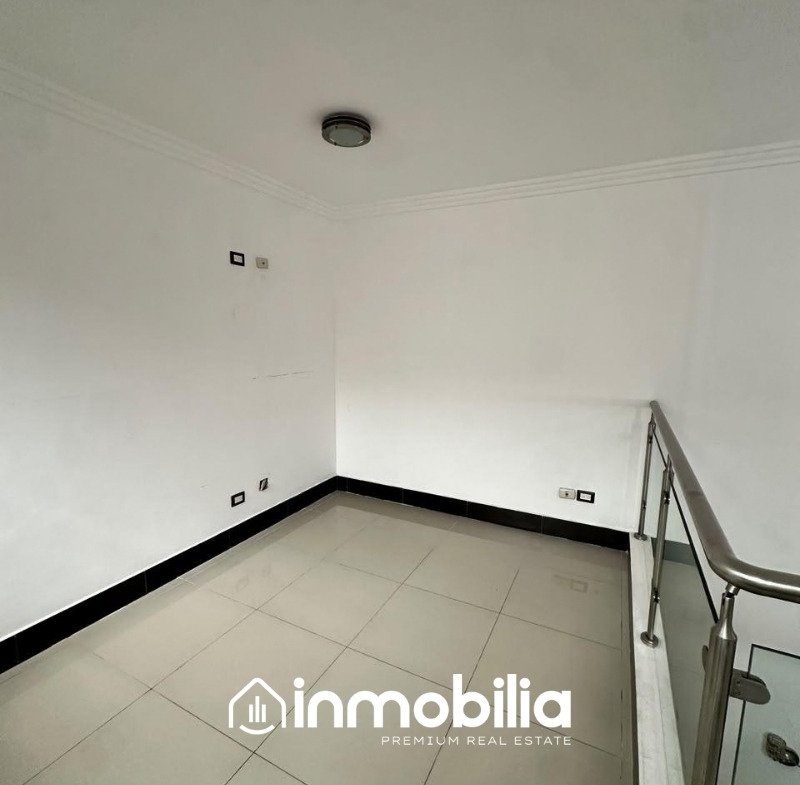 Casa en Venta en Colonia Montesolar, Zona 16, Ciudad de Guatemala - Miniatura 14