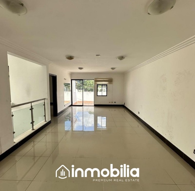 Casa en Venta en Colonia Montesolar, Zona 16, Ciudad de Guatemala - Miniatura 24